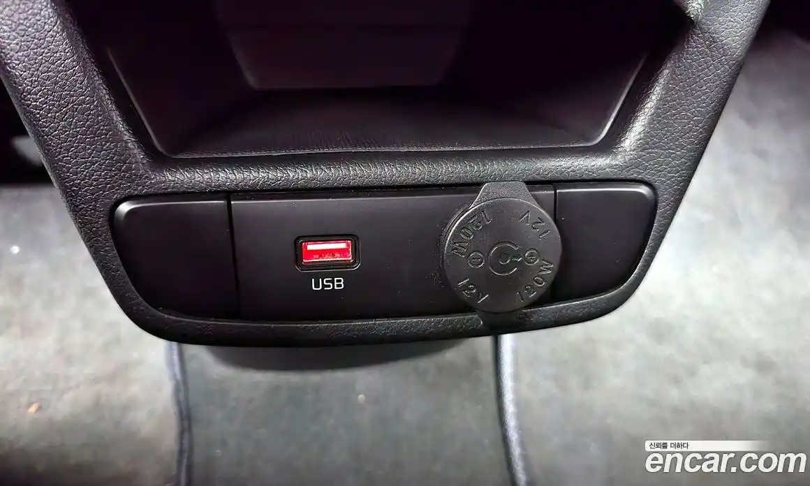 Kia Ray 2024 1.0 автомат (гидро), фото 23