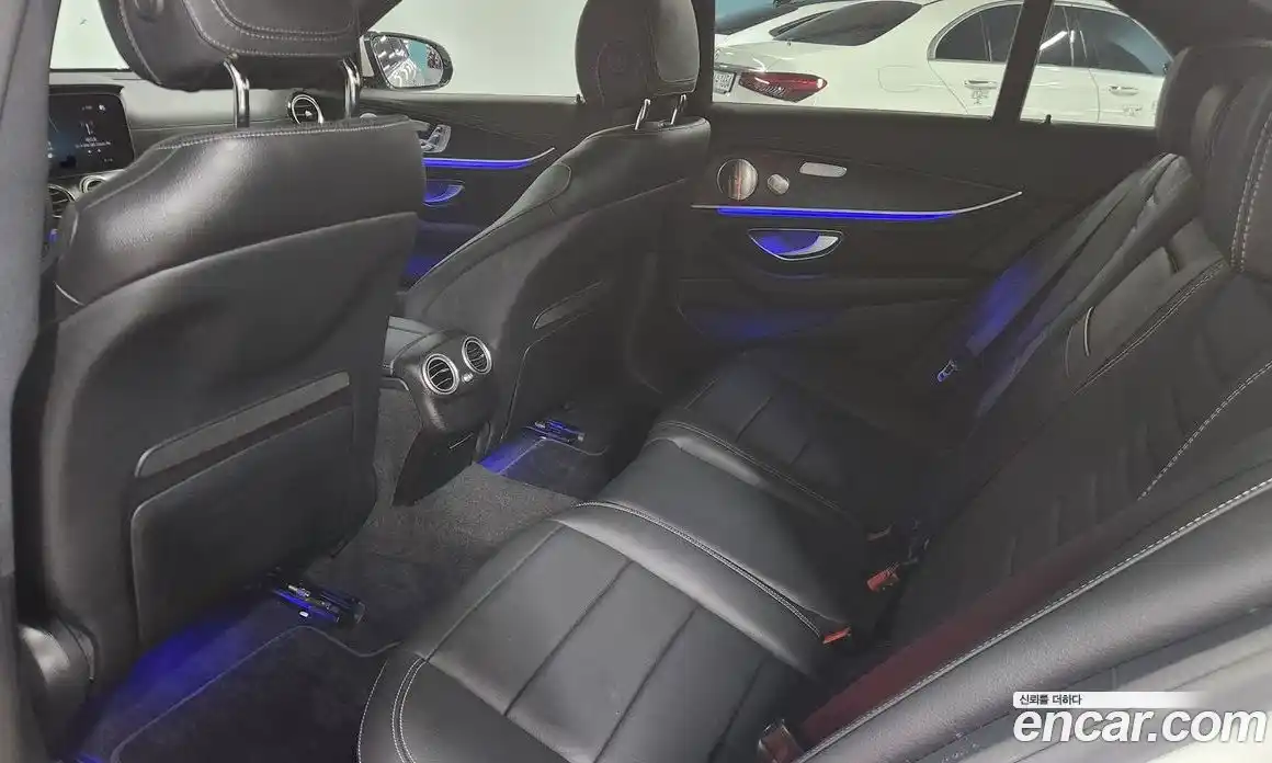 Mercedes-Benz E-Class 2022 1.9 автомат (гидро), фото 10