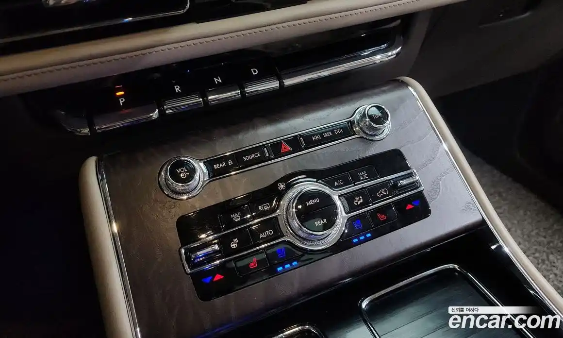 Lincoln Aviator 2022 3.0 автомат (гидро), фото 9 Lincoln Aviator 2022 3.0 автомат (гидро), фото 9