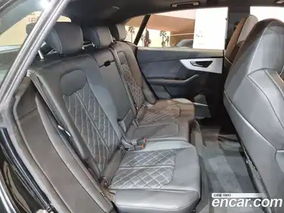 Audi Q8 2024 3.0 автомат (гидро), миниатюра 12