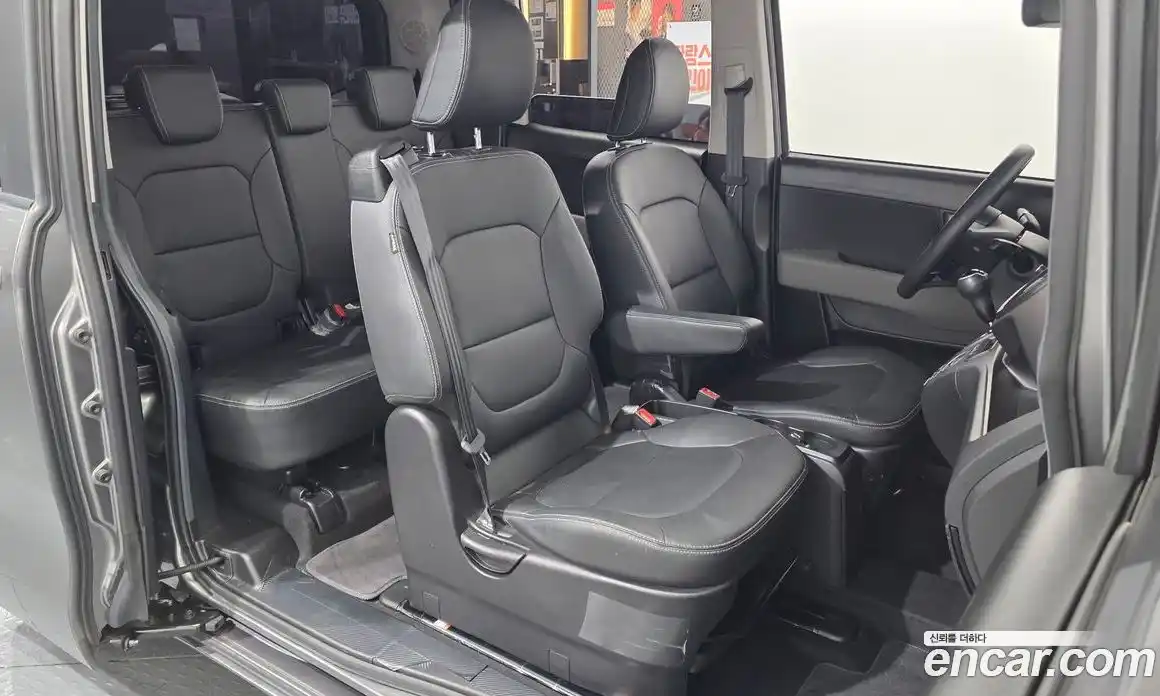 Kia Ray 2023 1.0 автомат (гидро), фото 18