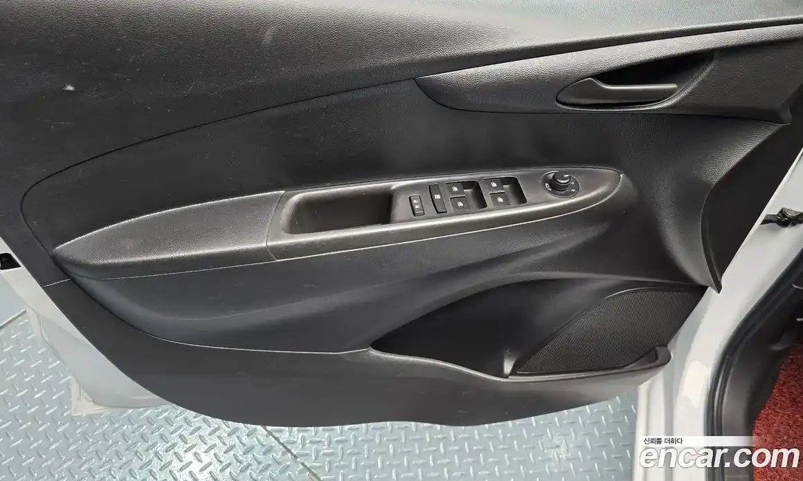 Chevrolet Spark 2016 1.0 автомат (гидро), фото 23