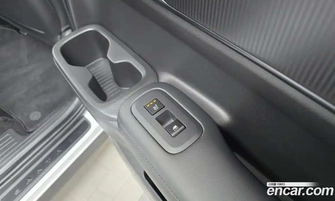 Hyundai Santa Fe 2024 1.6 автомат (гидро), фото 25