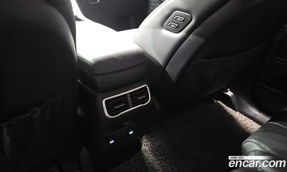 Hyundai Santa Fe 2022 1.6 автомат (гидро), фото 29