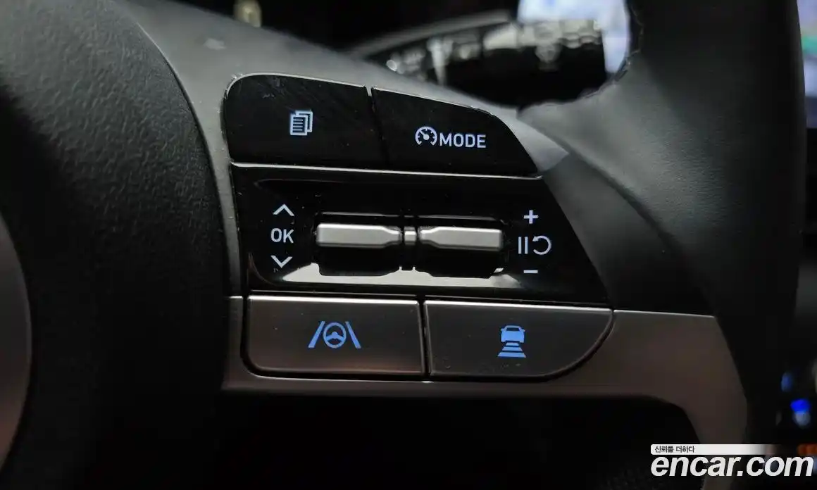 Hyundai Avante 2023 1.6 автомат (гидро), фото 26
