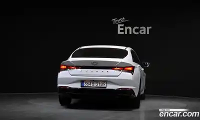 Hyundai Avante 2023 1.6 автомат (гидро), миниатюра 4