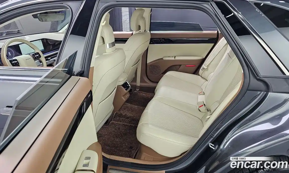 Hyundai Grandeur 2024 1.6 автомат (гидро), фото 17