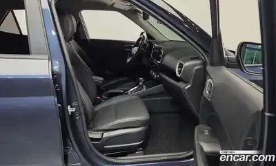 Hyundai Venue 2023 1.6 автомат (гидро), миниатюра 11