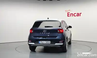Hyundai Venue 2023 1.6 автомат (гидро), миниатюра 4