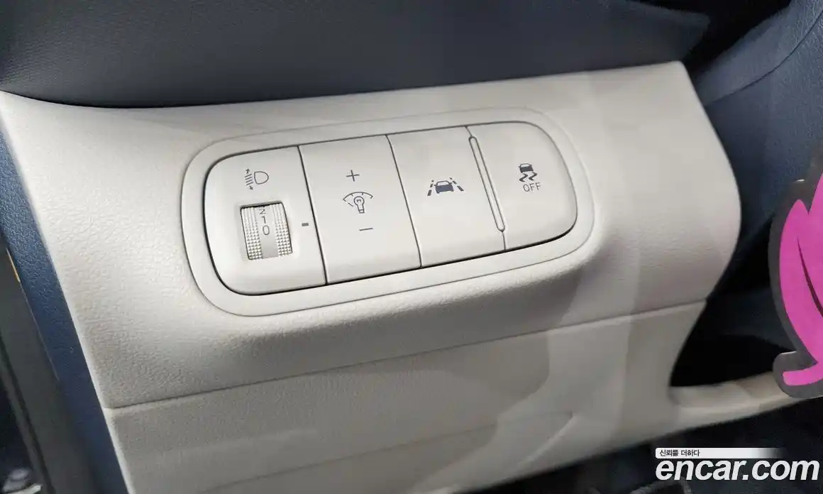 Hyundai Venue 2019 1.6 автомат (гидро), фото 28
