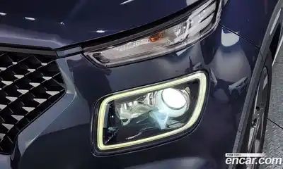 Hyundai Venue 2019 1.6 автомат (гидро), миниатюра 8