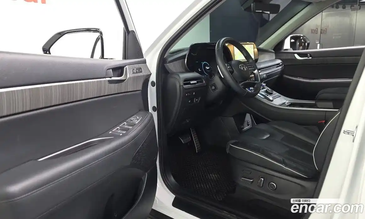 Hyundai Palisade 2023 2.2 автомат (гидро), фото 13