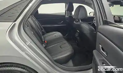 Hyundai Avante 2023 1.6 автомат (гидро), миниатюра 11