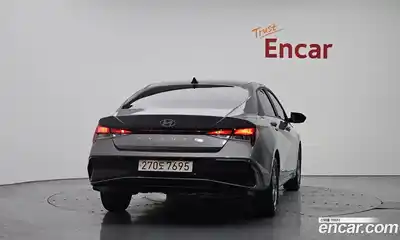 Hyundai Avante 2023 1.6 автомат (гидро), миниатюра 4