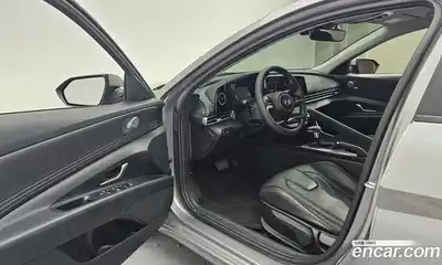 Hyundai Avante 2023 1.6 автомат (гидро), миниатюра 10