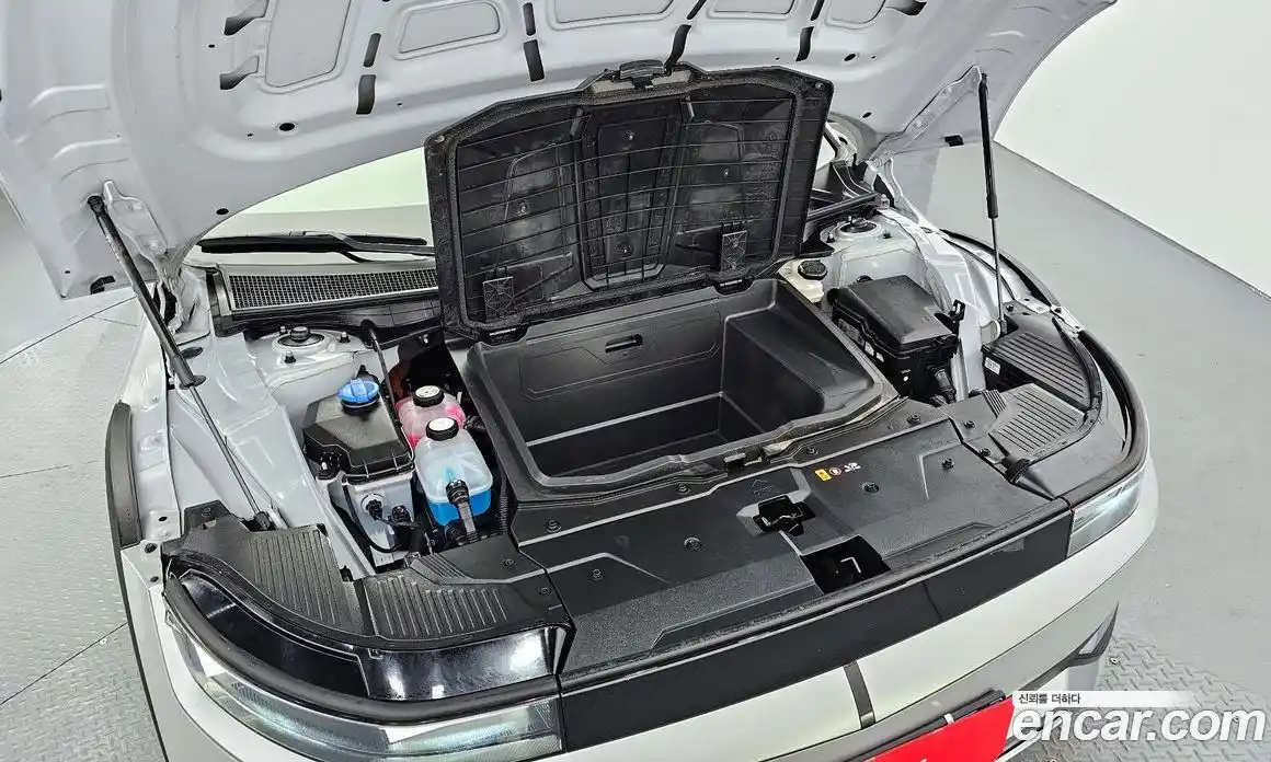 Hyundai Ioniq 5 2024 0.1 автомат (гидро), фото 6