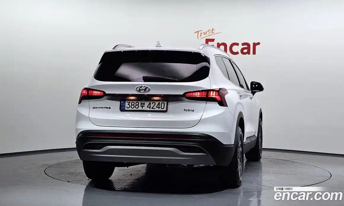 Hyundai Santa Fe 2022 1.6 автомат (гидро), фото 4