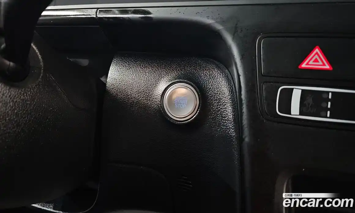 Hyundai Staria 2023 2.2 автомат (гидро), фото 22