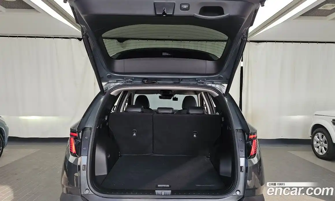 Hyundai Tucson 2022 1.6 автомат (гидро), фото 26