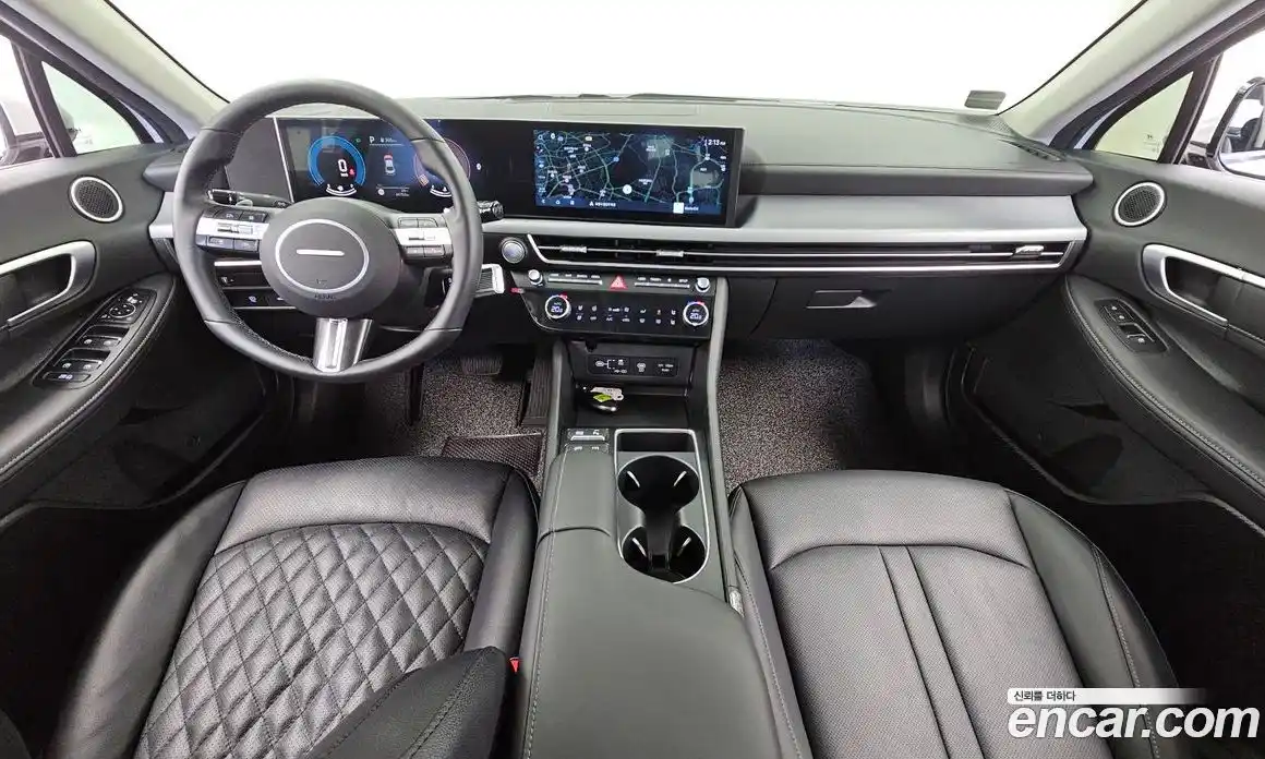 Hyundai Sonata 2024 2.0 автомат (гидро), фото 7