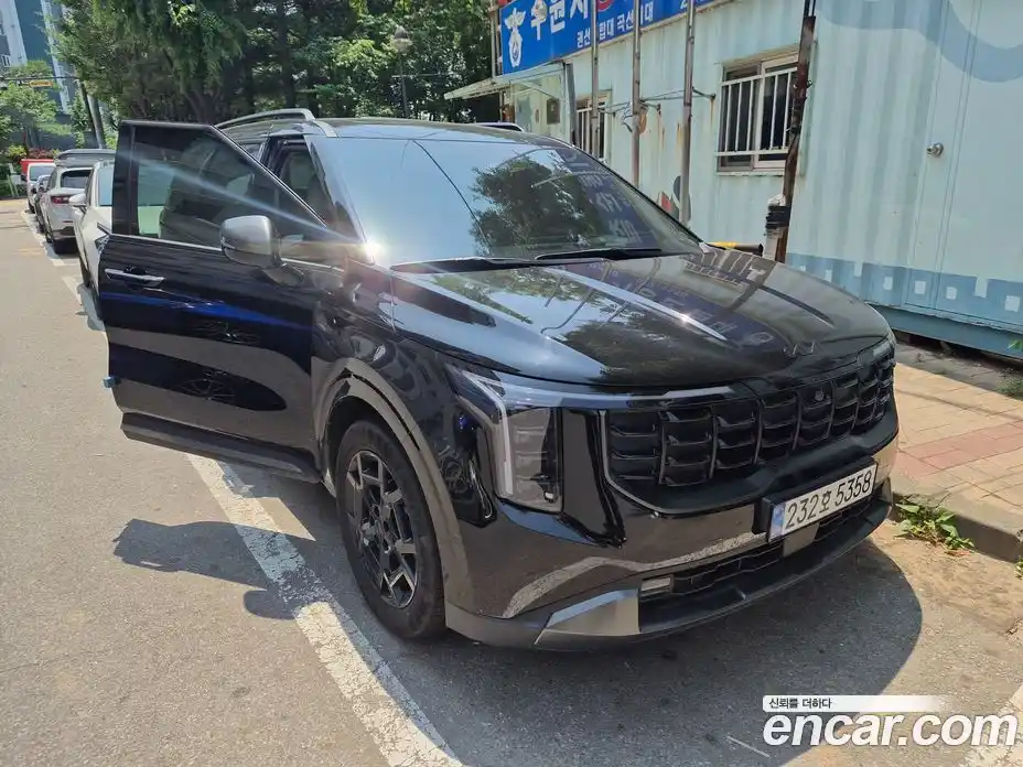 Kia Carnival 2025 1.6 автомат (гидро), фото 6