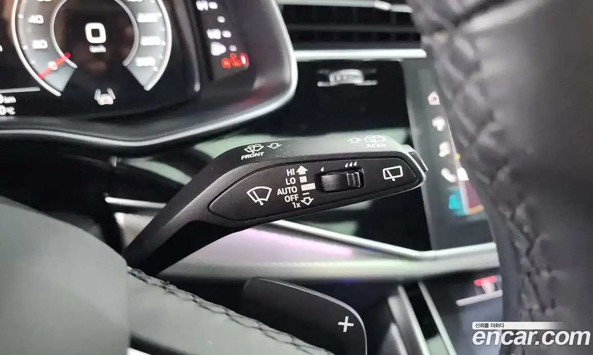 Audi Q8 2021 3.0 автомат (гидро), фото 28