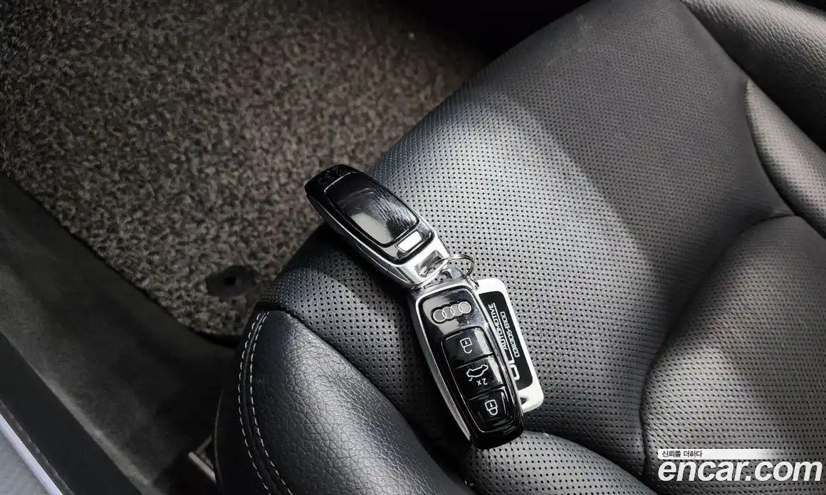 Audi Q8 2021 3.0 автомат (гидро), фото 30