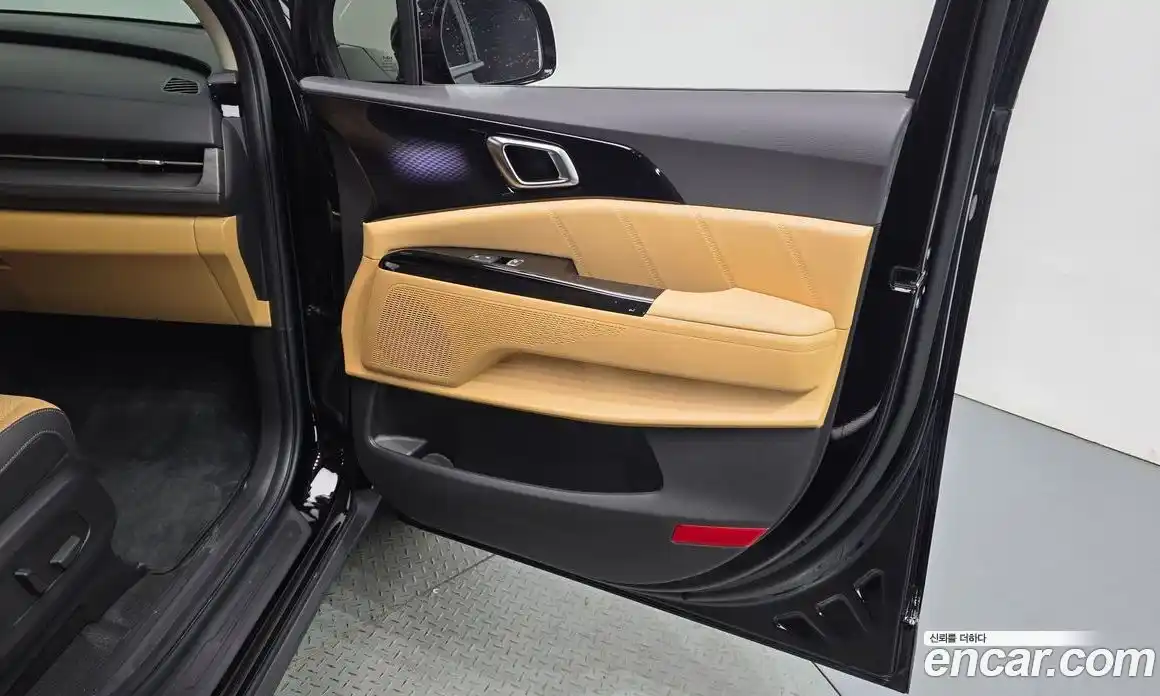 Kia Carnival 2023 2.2 автомат (гидро), фото 14