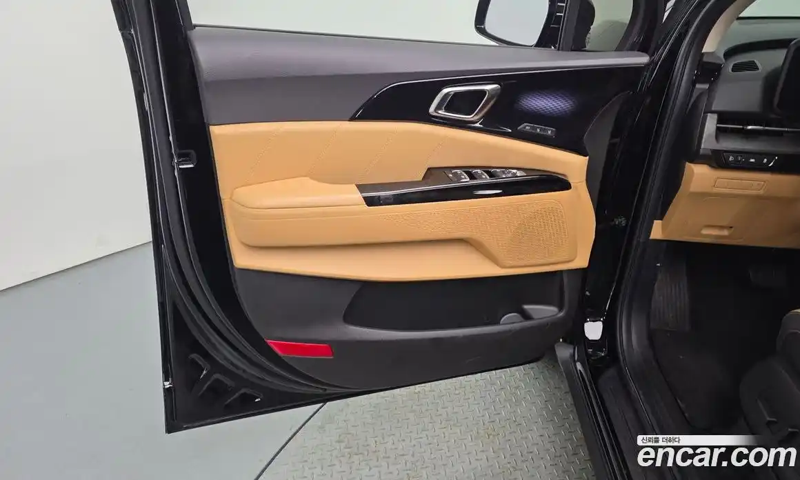 Kia Carnival 2023 2.2 автомат (гидро), фото 15