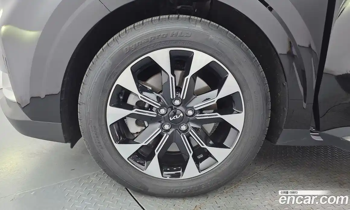 Kia Carnival 2023 2.2 автомат (гидро), фото 5