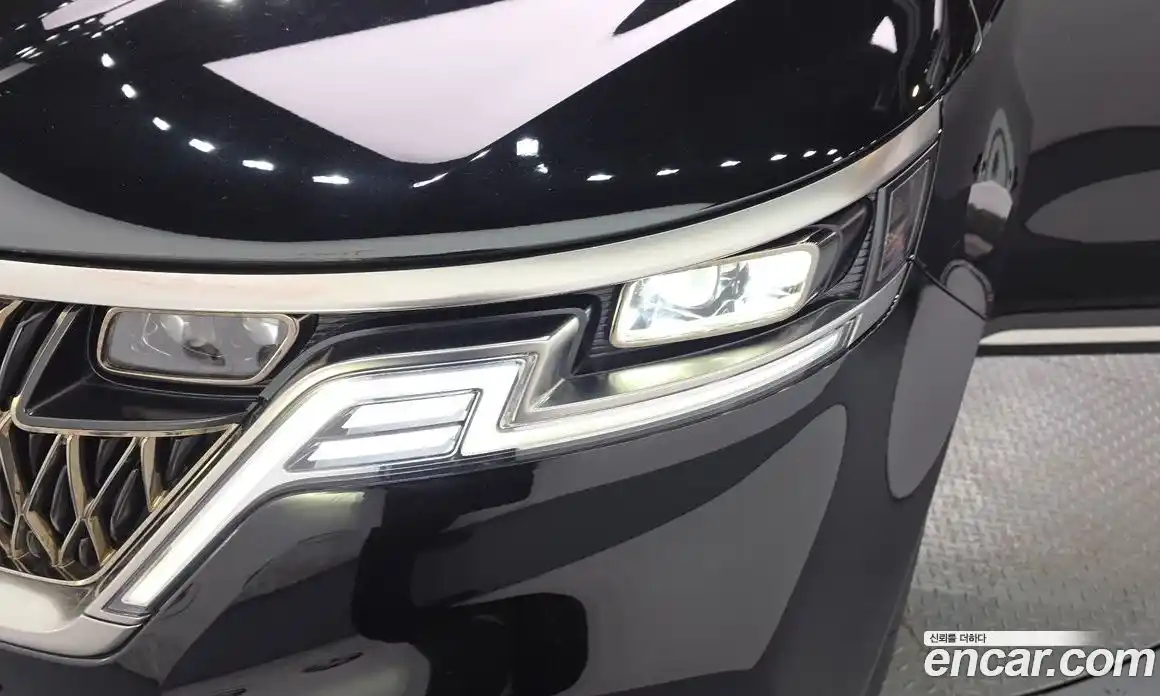 Kia Carnival 2023 2.2 автомат (гидро), фото 8