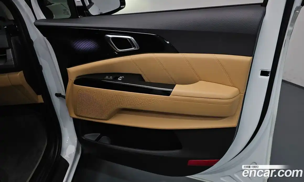 Kia Carnival 2023 2.2 автомат (гидро), фото 14