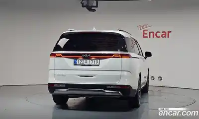 Kia Carnival 2023 2.2 автомат (гидро), миниатюра 3