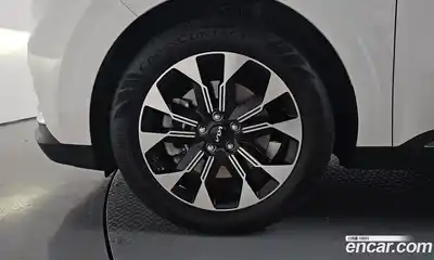 Kia Carnival 2023 2.2 автомат (гидро), миниатюра 4