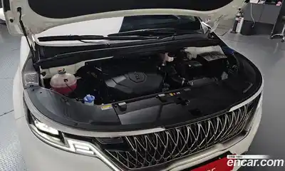 Kia Carnival 2023 2.2 автомат (гидро), миниатюра 5
