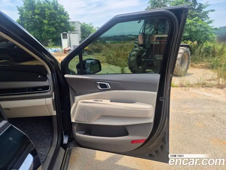 Kia Carnival 2025 1.6 автомат (гидро), фото 9