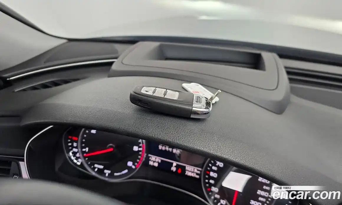 Audi A6 2016 3.0 автомат (гидро), фото 20