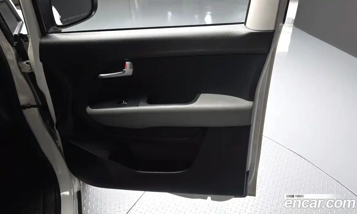 Kia Ray 2022 1.0 автомат (гидро), фото 14