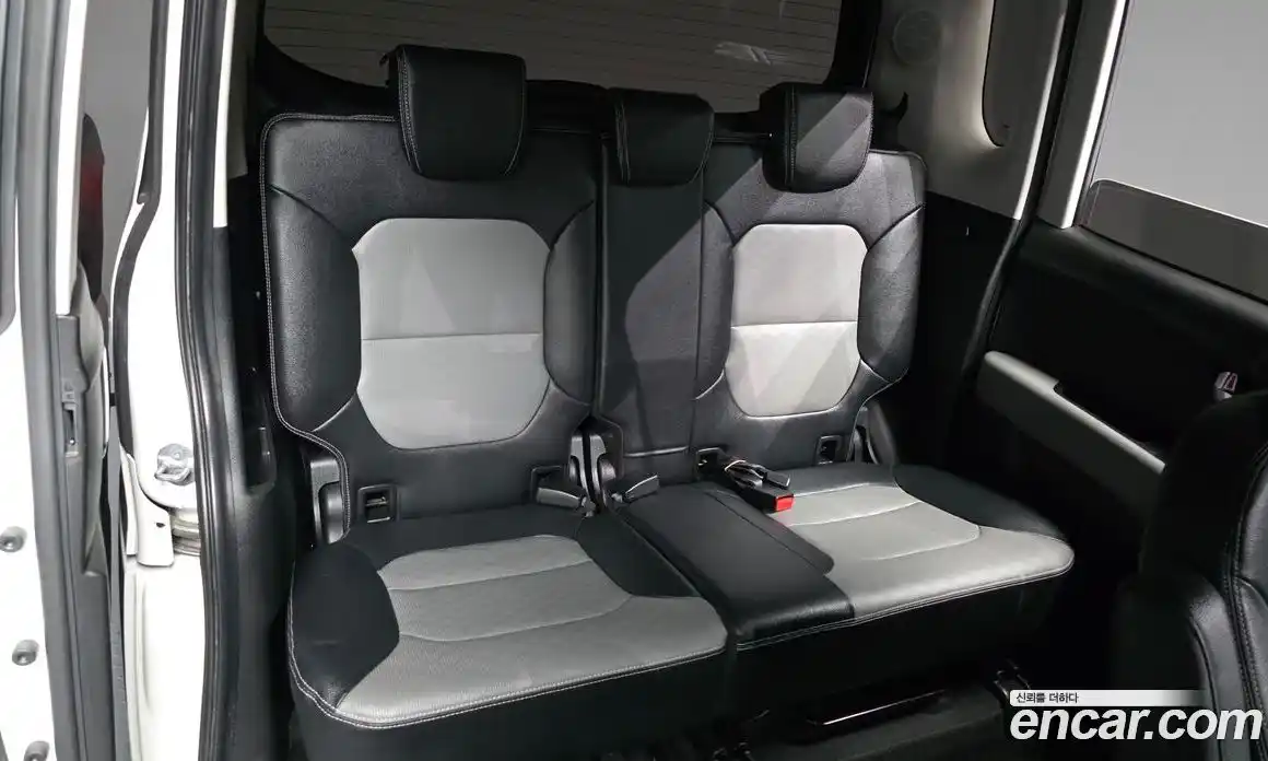 Kia Ray 2022 1.0 автомат (гидро), фото 16