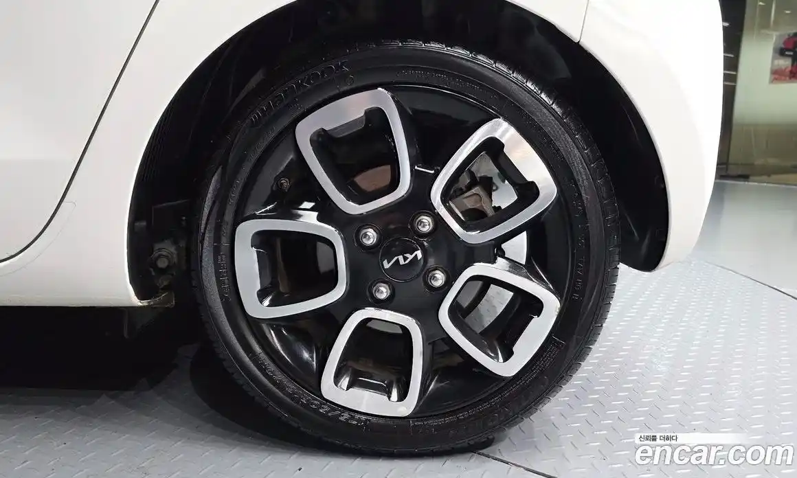 Kia Ray 2022 1.0 автомат (гидро), фото 7