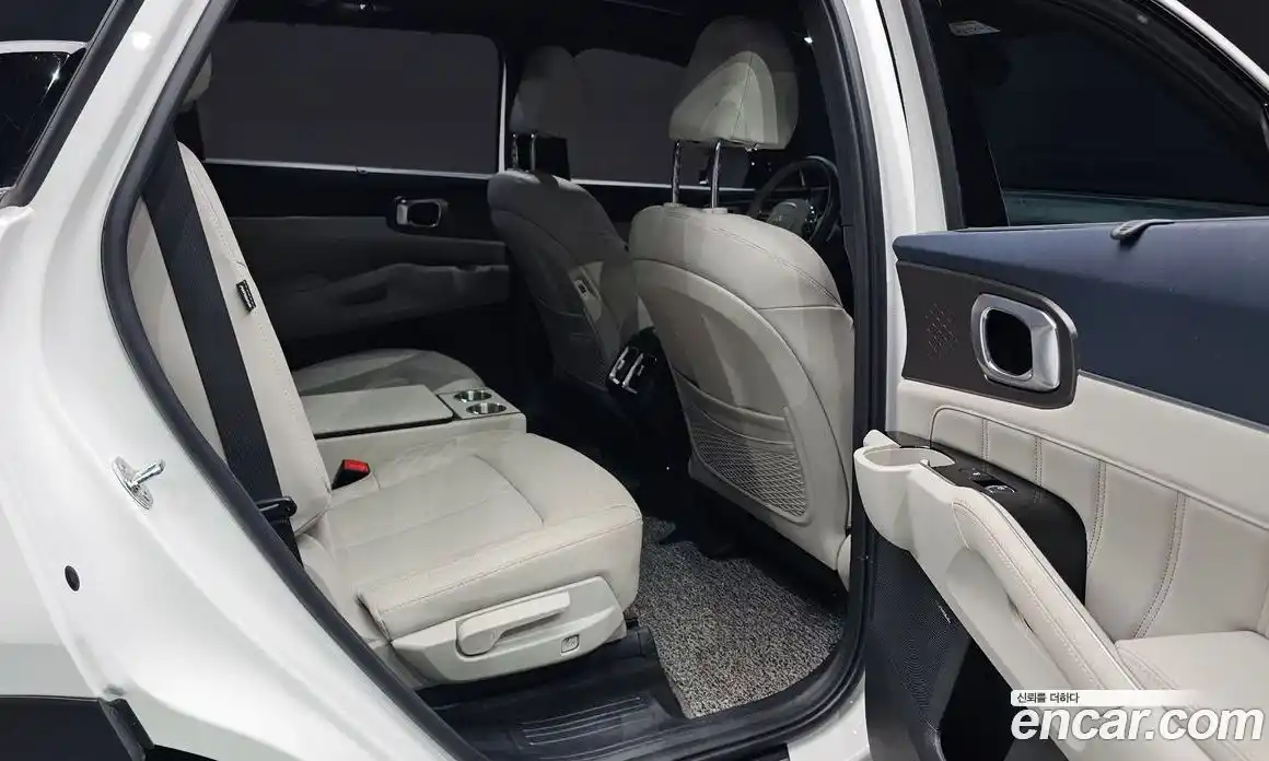 Kia Sorento 2024 1.6 автомат (гидро), фото 18