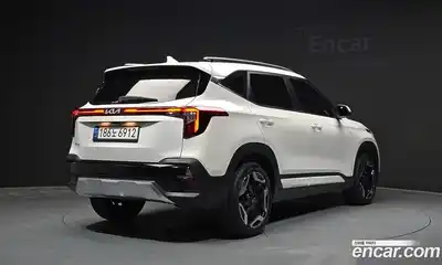 Kia Seltos 2023 1.6 автомат (гидро), миниатюра 2