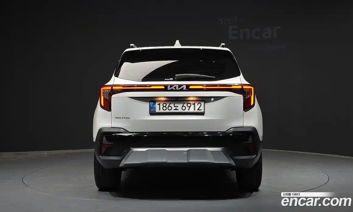 Kia Seltos 2023 1.6 автомат (гидро), фото 4