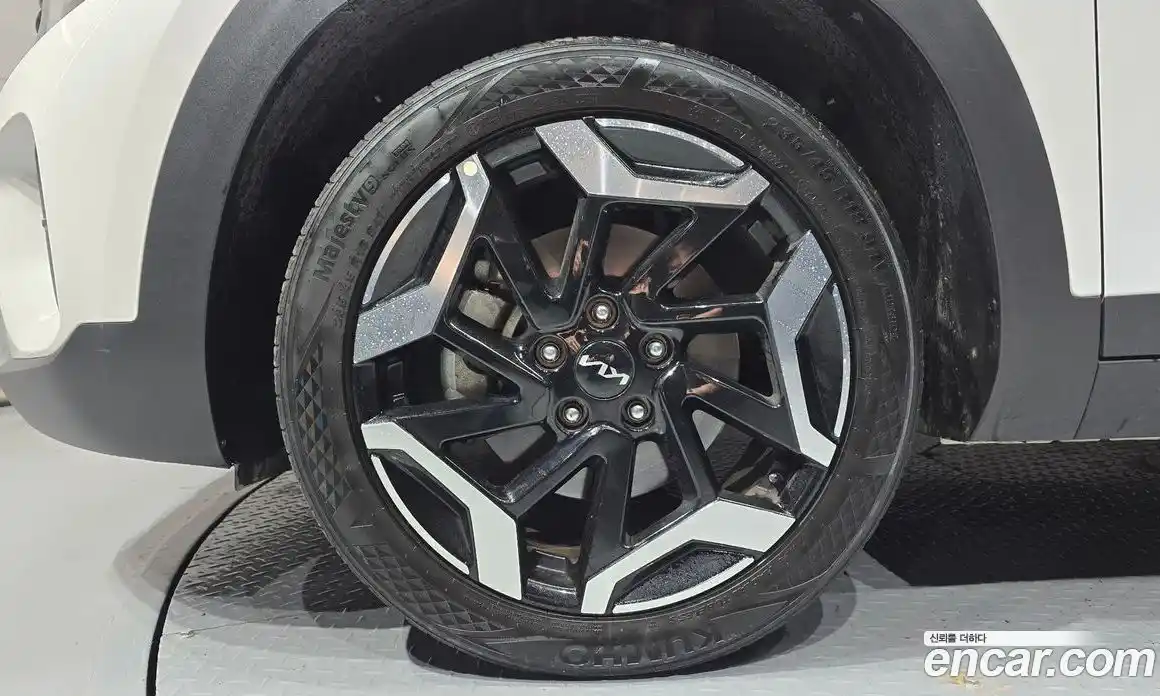 Kia Seltos 2023 1.6 автомат (гидро), фото 5