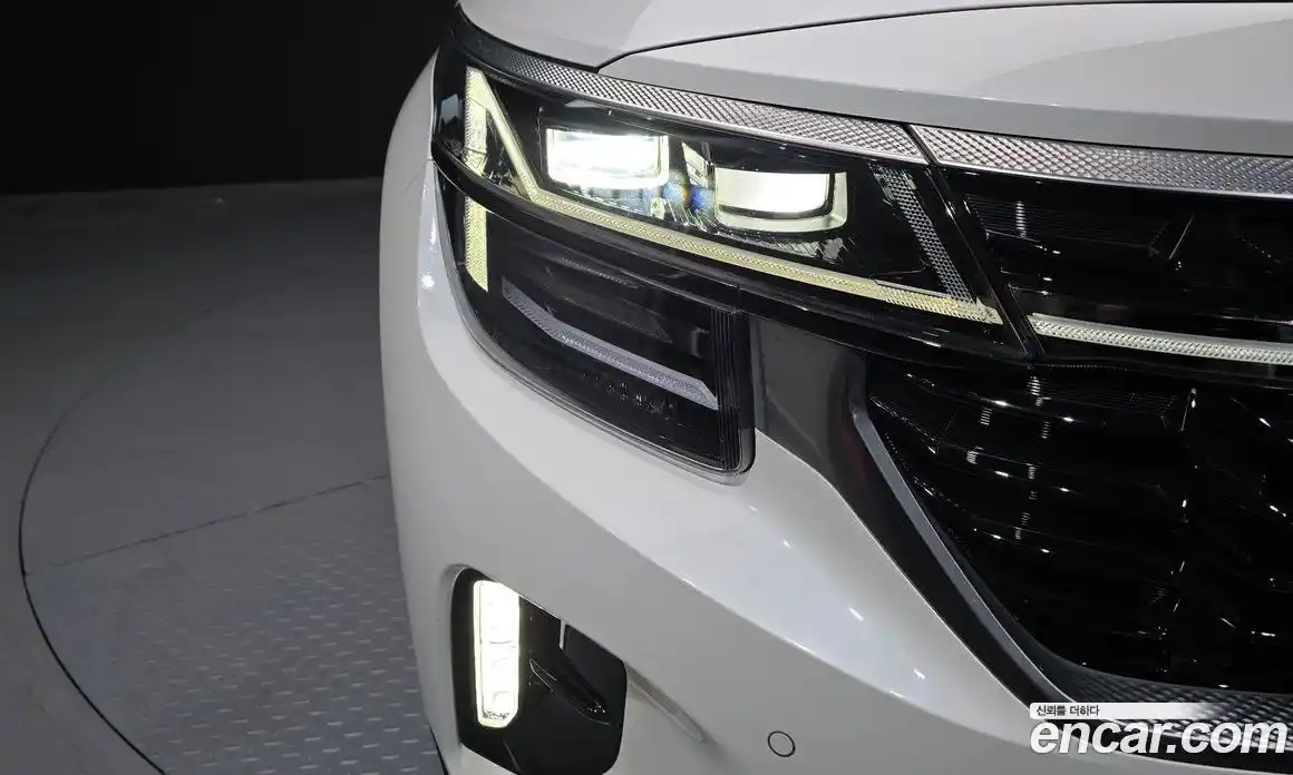 Kia Seltos 2023 1.6 автомат (гидро), фото 8