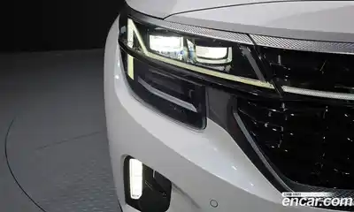 Kia Seltos 2023 1.6 автомат (гидро), миниатюра 8