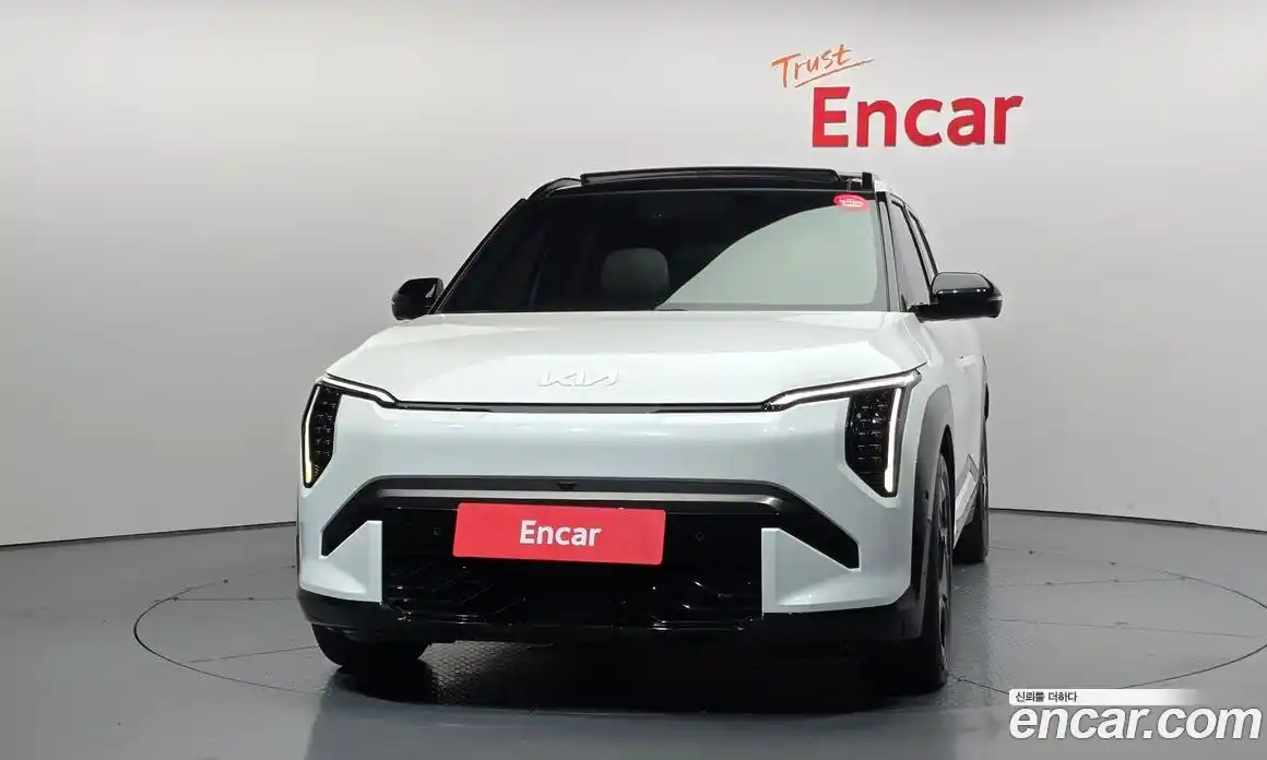 Kia EV3 2025 автомат (гидро), фото 3