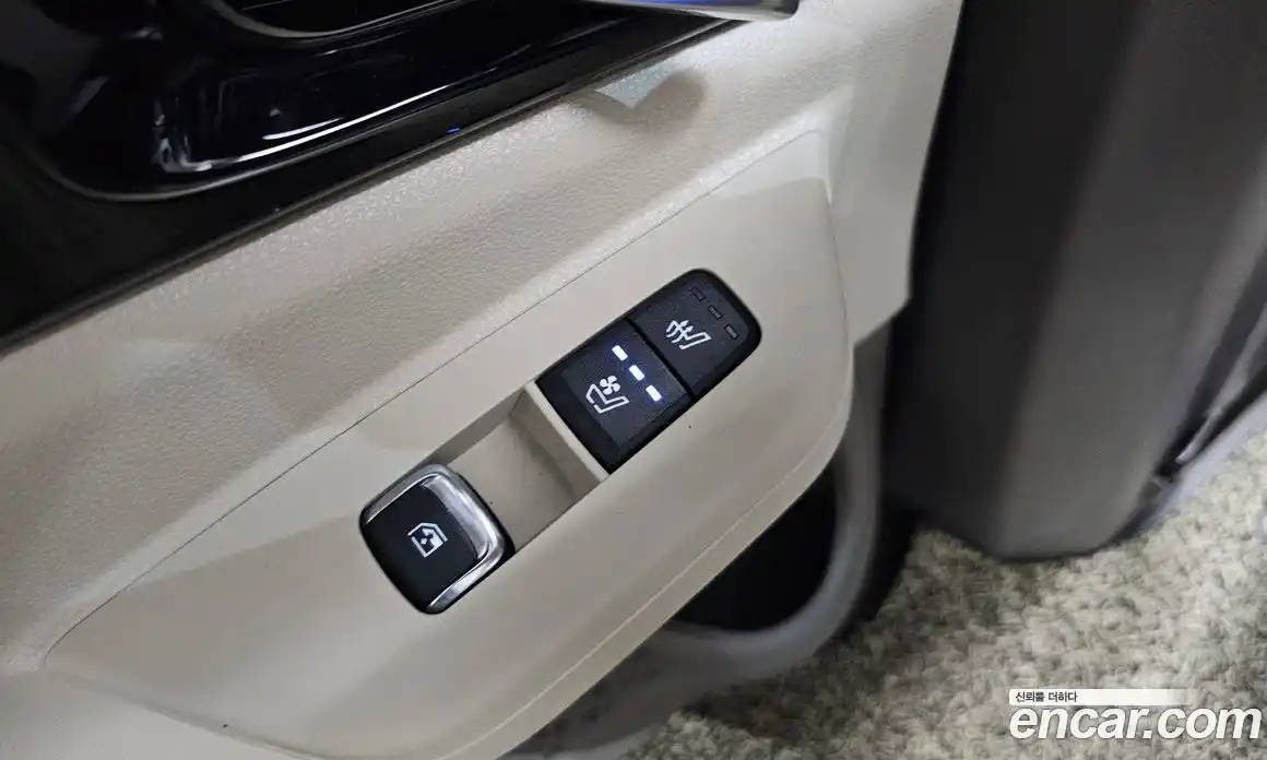 Kia Carnival 2024 2.2 автомат (гидро), фото 22