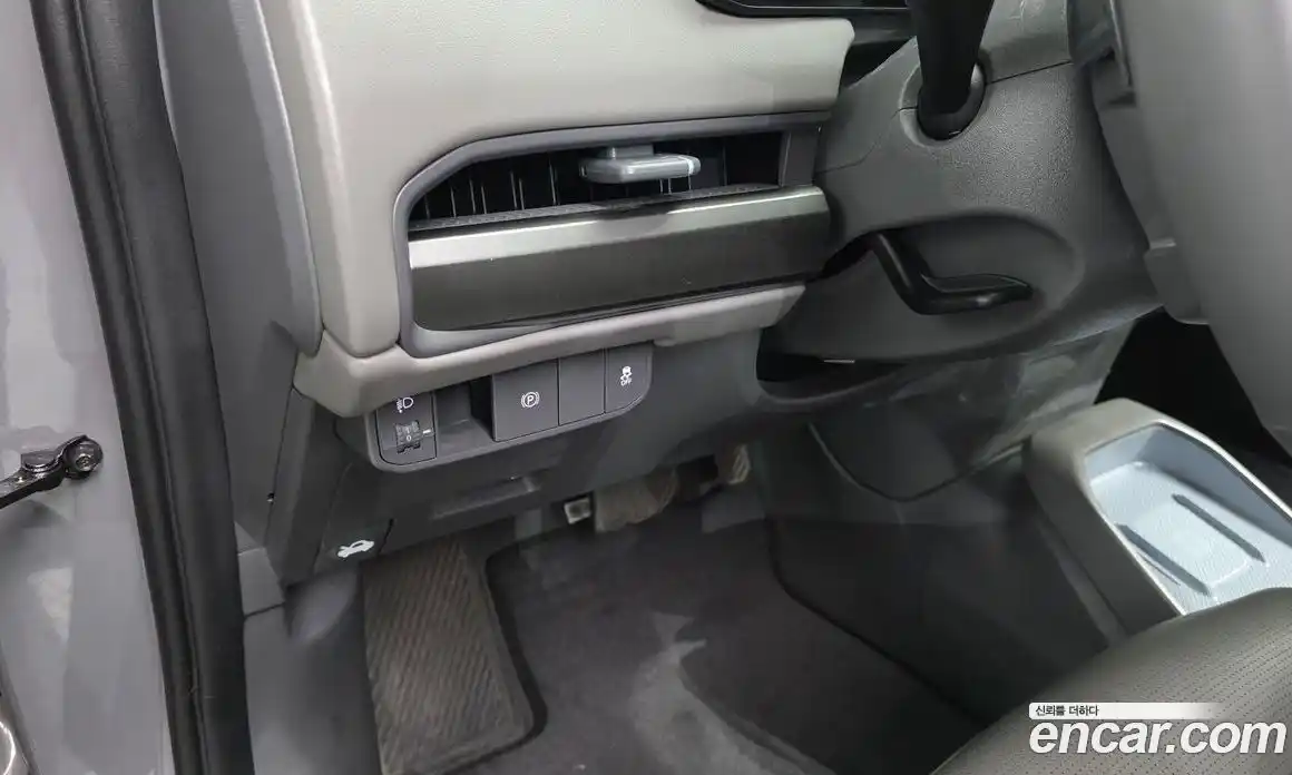 Kia EV3 2024 0.2 автомат (гидро), фото 24