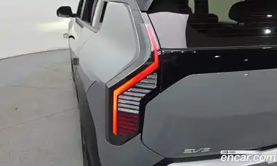 Kia EV3 2024 0.2 автомат (гидро), миниатюра 9